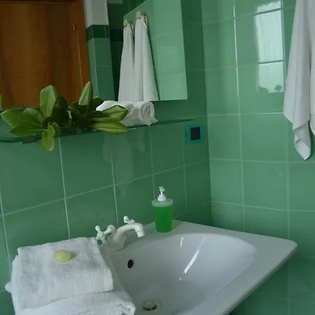 B&B Villa Vale Bed & Breakfast *